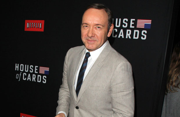 ПРВИ ФИЛМ ПОСЛЕ СКАНДАЛА: Продато свега 10-ак карата за Billionare boys Кевина Спејсија