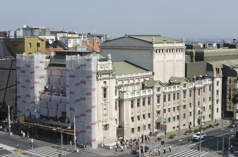 УМИВАЊЕ ФАСАДЕ: Почела обнова Народног позоришта