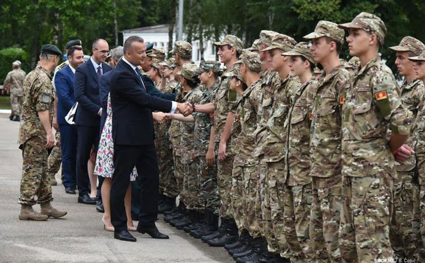 Деца регрути и у Монтенегру