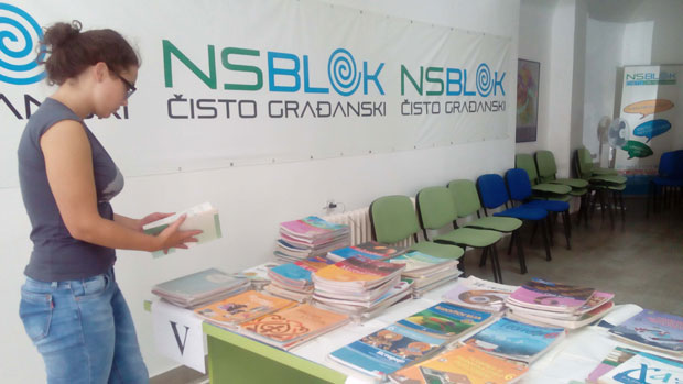 Уџбеници јефтинији на тезгама 