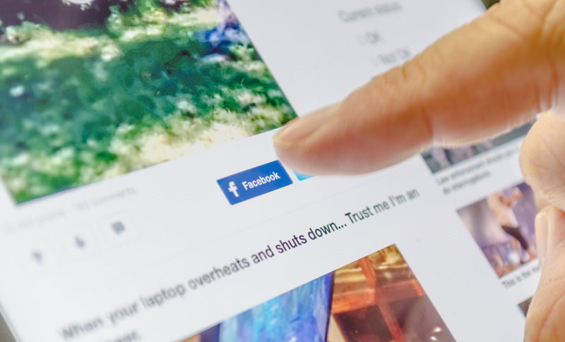 Фејсбук забранио апликацију за тест личности због злоупотребе података