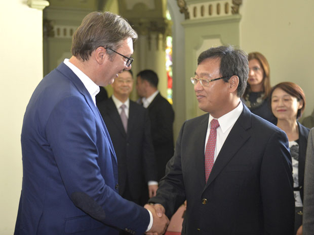 ПОСАО ЗА 1500 ЉУДИ: Потписан споразум о изградњи кинеске фабрике у Зрењанину