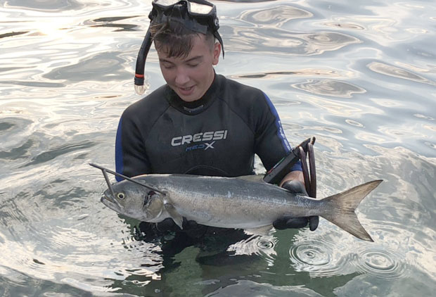 Дечак уловио трофејну зубатицу