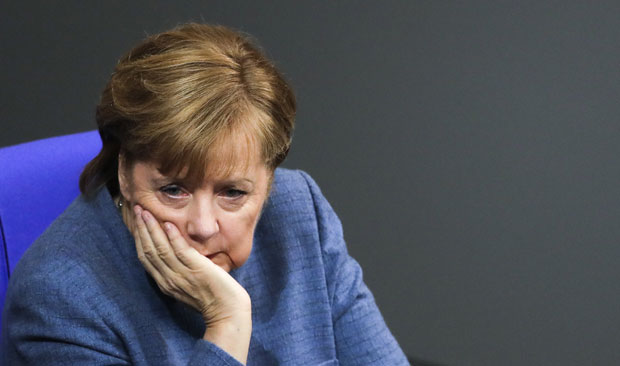 Меркелова чува границе због Додика