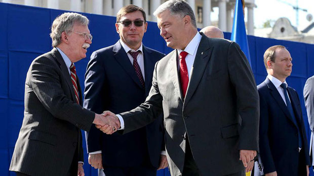 ОБЕЛЕЖАВАЊЕ НЕЗАВИСНОСТИ УКРАЈИНЕ: Порошенкове салве мржње