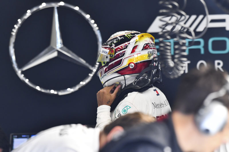 ФОРМУЛА 1: Хамилтон на мети