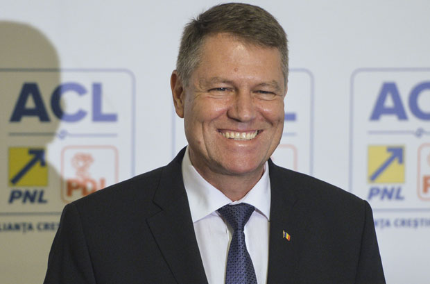 ЈОХАНИС НИЈЕ ПРАВИ РУМУН: Све оштрији напади на председника који је припадник немачке мањине