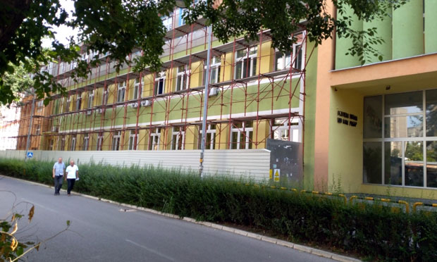 НАСТАВА ИДЕ ПО ПЛАНУ: Доградња и опремање Основне школе Иво Лола Рибар 