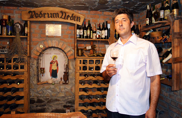 ЗДРАВИЦЕ ЗЛАТНЕ ЈЕСЕНИ: У селу Гудурица одржана манифестација посвећена грожђу и вину
