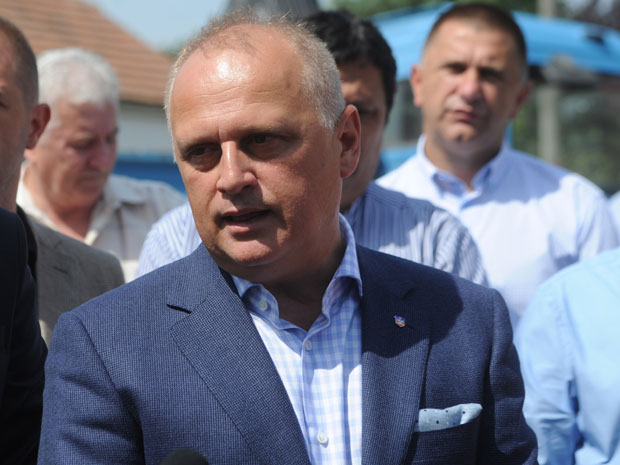 Весић: Ђилас напада оно што није успео сам да уради