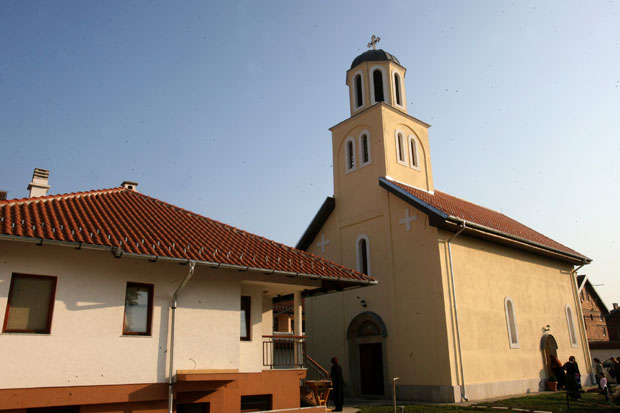 Упркос Тачијевом обећању Срби из Ђаковице не иду на КиМ