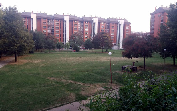 ДА ЛИВАДА БУДЕ ДЕЧЈЕ ИГРАЛИШТЕ: Зашто житељи насеља Ослободиоци Ваљева потписују петицију
