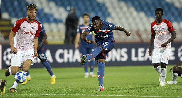 Звезда вреба са свих страна