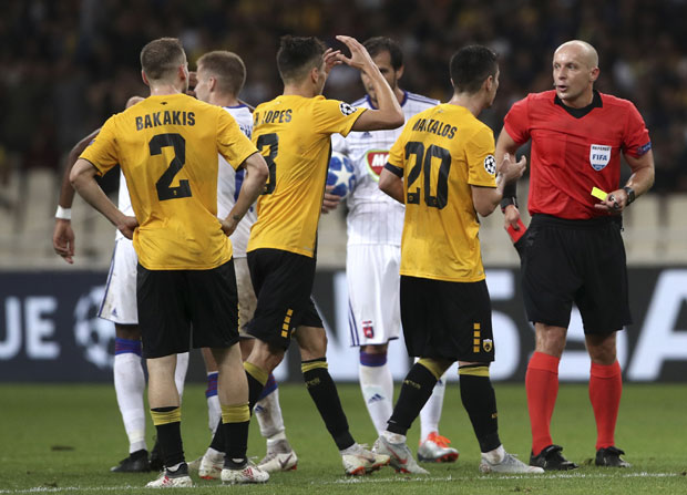 ВИДЕО: Хрват шутнуо Лазовића, чека се реакција УЕФА!