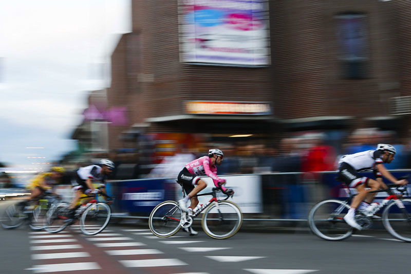 Кевендиш неодређено време ван такмичења због болести