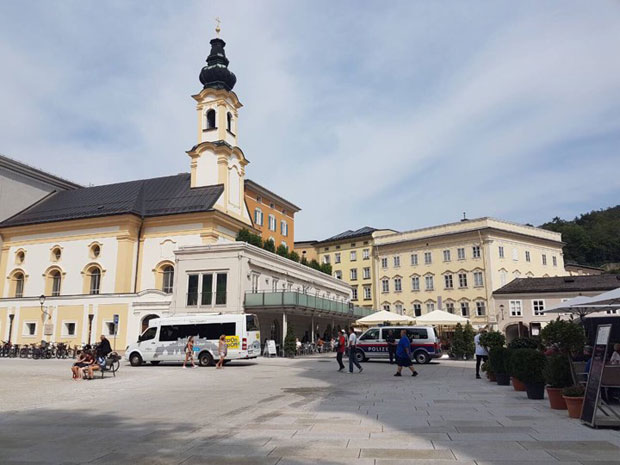 Навијачи Звезде окупирали Салцбург: Одјекује песма “делија”