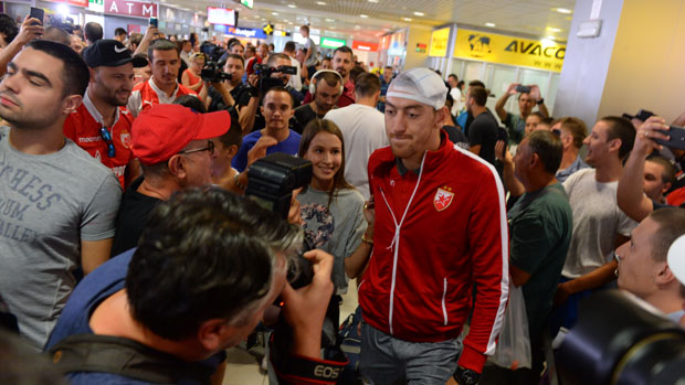 Звездини фудбалери из авиона на журку снова (ВИДЕО)