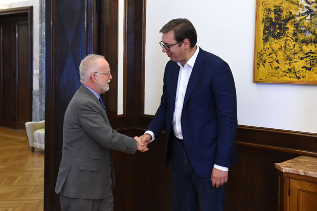 ВУЧИЋ ПРЕНЕО КИФУ: Србија не прихвата да буде понижена