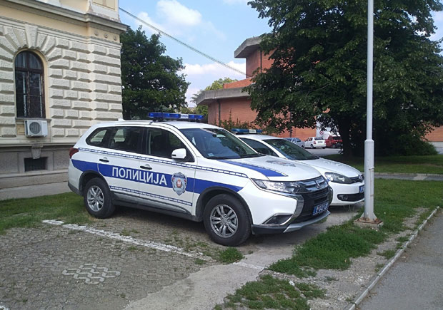 Шверцовао 6.000 паклица цигарета 