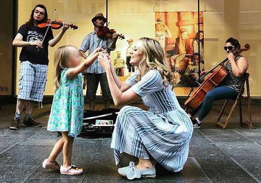 ОДГОВОРИЛА НА ПИТАЊЕ ДА ЛИ ЈОЈ ЈЕ ЋЕРКА СРПКИЊА: Вељача “очитала лекцију” на “Инстаграму”