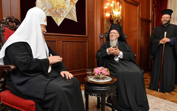 Кирил: Нема решења на штету других