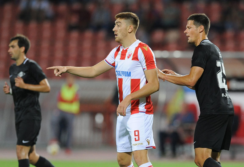 Павков остао на Маракани