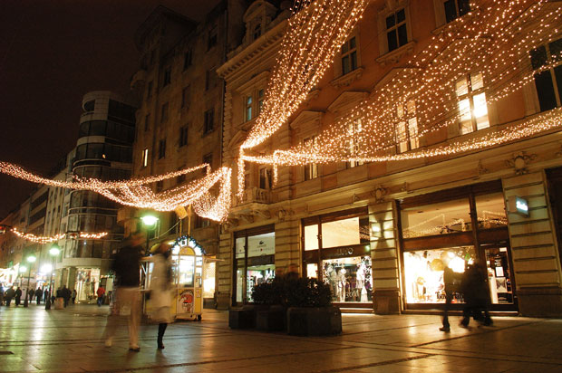 Пет фирми китило би град