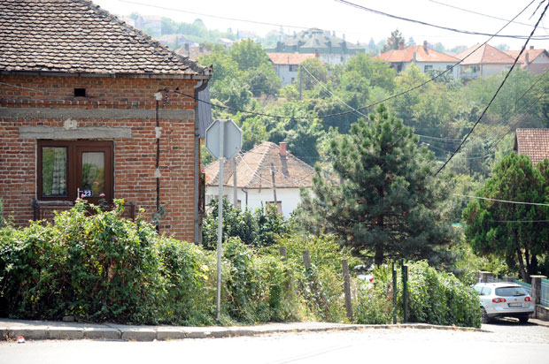 УБИО СЕ НА ДАН ВЕНЧАЊА ЋЕРКЕ: У опроштајном писму све замолио за опрост, свечане хаљине заменила црнина