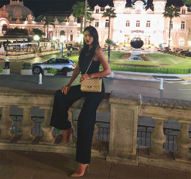 Анастасија сија под светлима Монте Карла