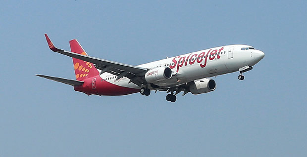 Индијски СпајсЏет успешно обавио тестни лет на биогориво