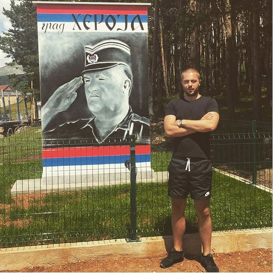 У ЧАСТ ГЕНЕРАЛУ: Бивши рукометни ас подигао споменик Ратку Младићу