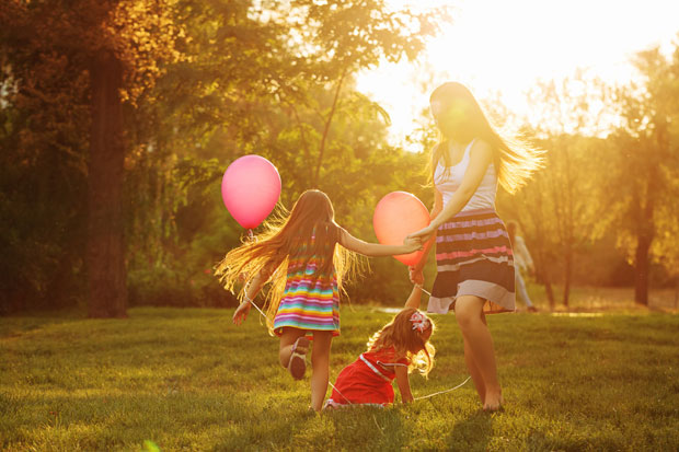 Детињство боји касније односе