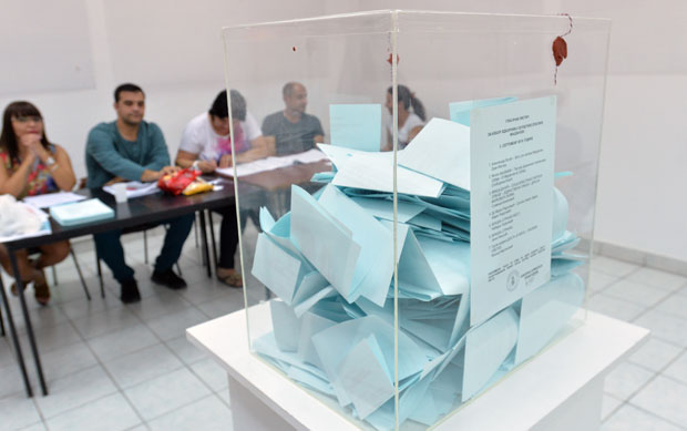 Оверен низ победа