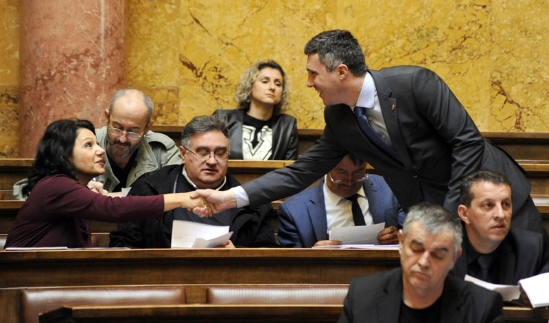 Ђиласу без избора 12 посланика