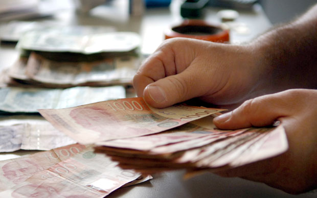 ПРЕГОВОРИ О УТВРЂИВАЊУ НАЈНИЖЕ ЗАРАДЕ: Минималац још на леду