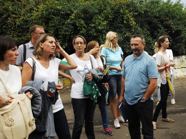 Вождовац: Ђаци и даље ван учионица