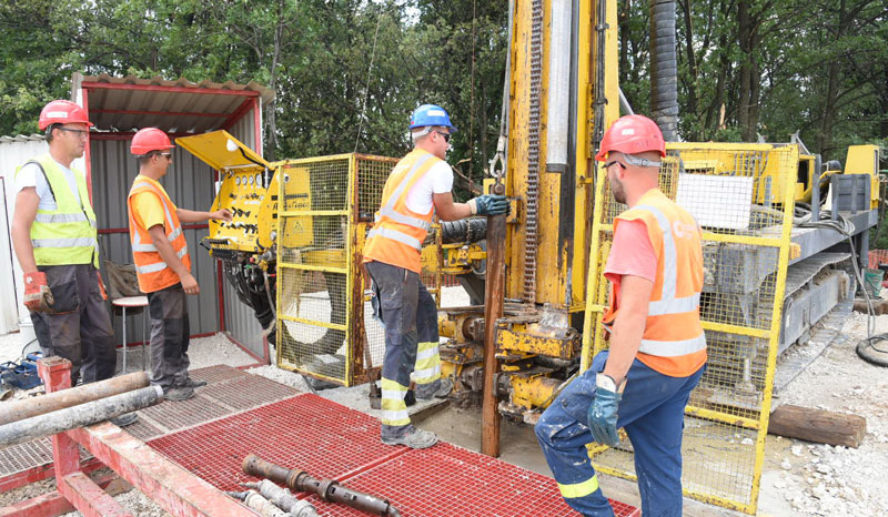 Улазе у Бор, а сада иду на Чукару пеки