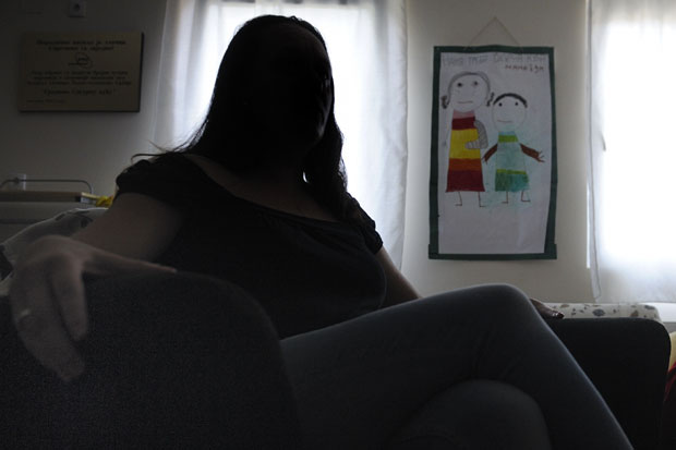 ИСПОВЕСТ ШТИЋЕНИЦЕ КОЈА ЈЕ ПРОШЛА КРОЗ ПАКАО: Силовали ме брат и снаја