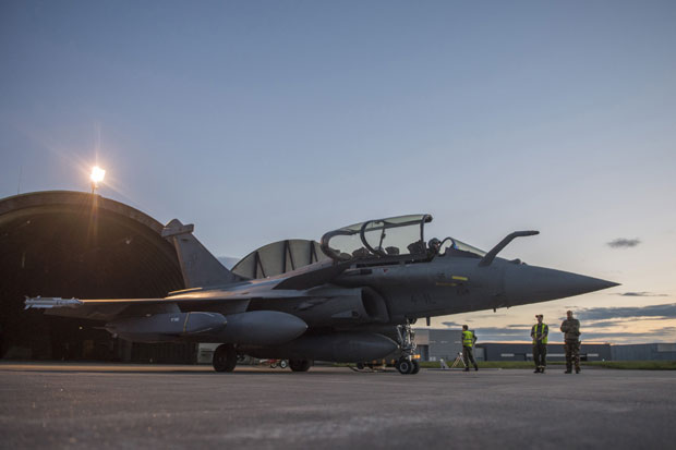 Француска спремна да опет бомбардује сиријску војску