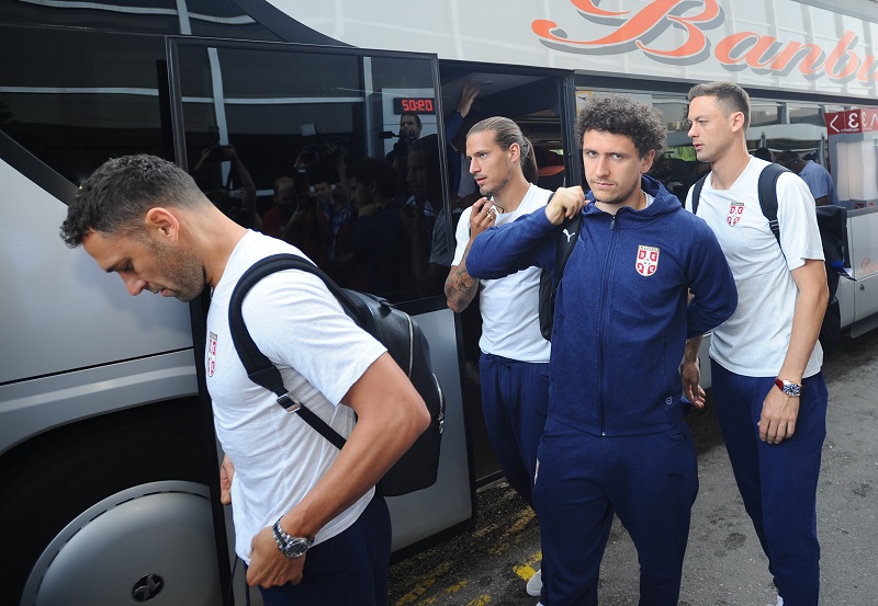 Српски фудбалери отпутовали на прву утакмицу у Лиги нација