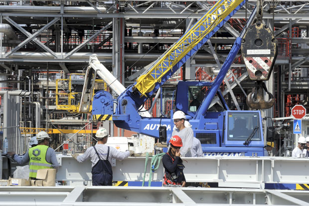 УСПЕСИ НАФТНЕ ИНДУСТРИЈЕ СРБИЈЕ: Рафинерија као кошница