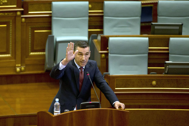 ВЕСЕЉИ ПОРУЧИО ТАЧИЈУ: Међусобно признање је једини пут у будућност; Харадинај љут на приштинске дипломате