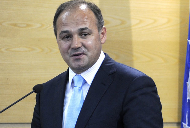 Хоџај: Београд блокира Приштину, треба да извучемо Косово из статуса кво