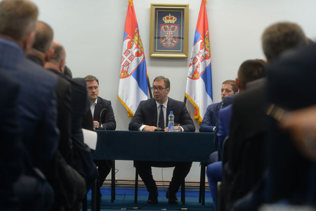 ВУЧИЋ НА КОСОВУ ПОРУЧИО: Велико је питање да ли уопште постоји шанса да се било шта од Косова сачува