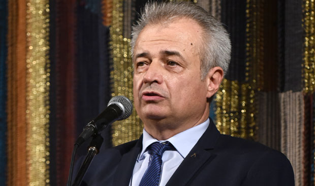 СРЂАН ОГЊАНОВИЋ: Генијалци као на траци