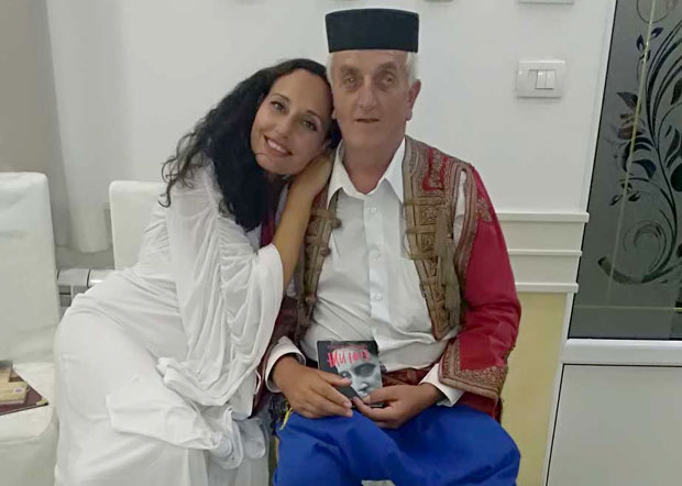 Уметничко надахнуће Иване Жигон на камену прадедова