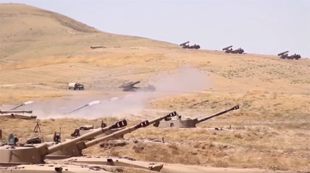 ПОВОЦИРА АМЕРИКАНЦЕ: Путин спрема највећу војну вежбу од Хладног рата, датум све говори