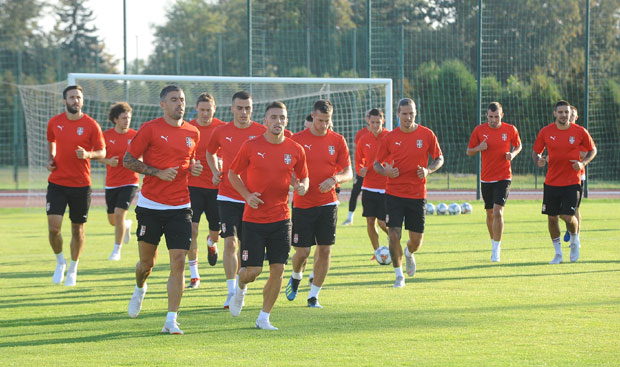 СРБИЈА У ХУМСКОЈ ДОЧЕКУЈЕ РУМУНИЈУ: Крстајић меша карте