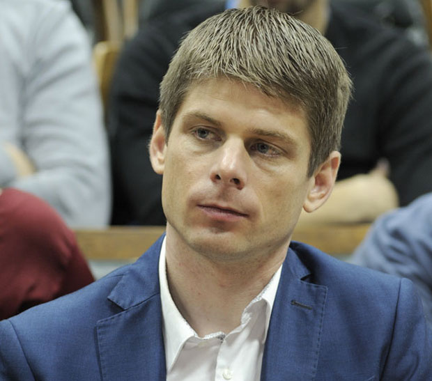 Гујон: Забрањен ми је улазак на КиМ на неодређено