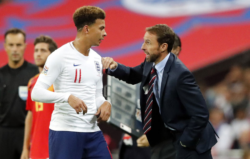 Али пропушта меч против Швајцарске